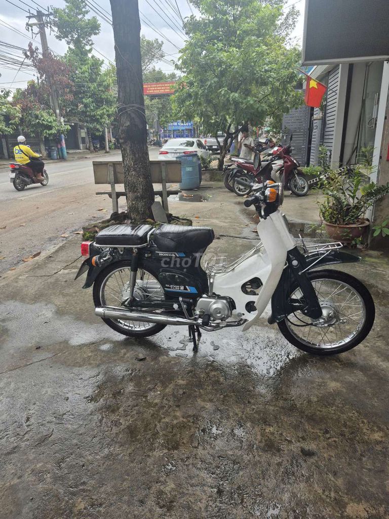 Honda Cub 81 86 Xanh trắng. Mua bán Xe máy tại Thành phố Dĩ An Bình Dương được đăng bởi Vinh phat hình 5