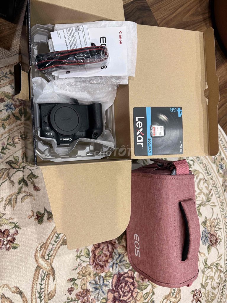 Máy ảnh Canon R8, Pin Zin, thẻ nhớ, túi đẹp.. Mua bán Máy ảnh, Máy quay tại Huyện Nhơn Trạch Đồng Nai được đăng bởi Nguyen Tan Loc hình 1