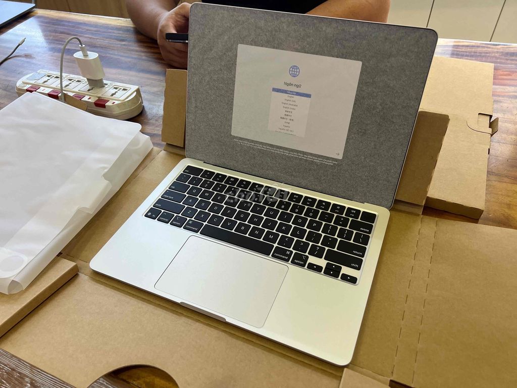✅NEW 100% - MacBook Air 2025 M4 Ram 16G/ SSD 256G. Mua bán Laptop tại Quận Hải Châu Đà Nẵng được đăng bởi Việt Lê hình 3