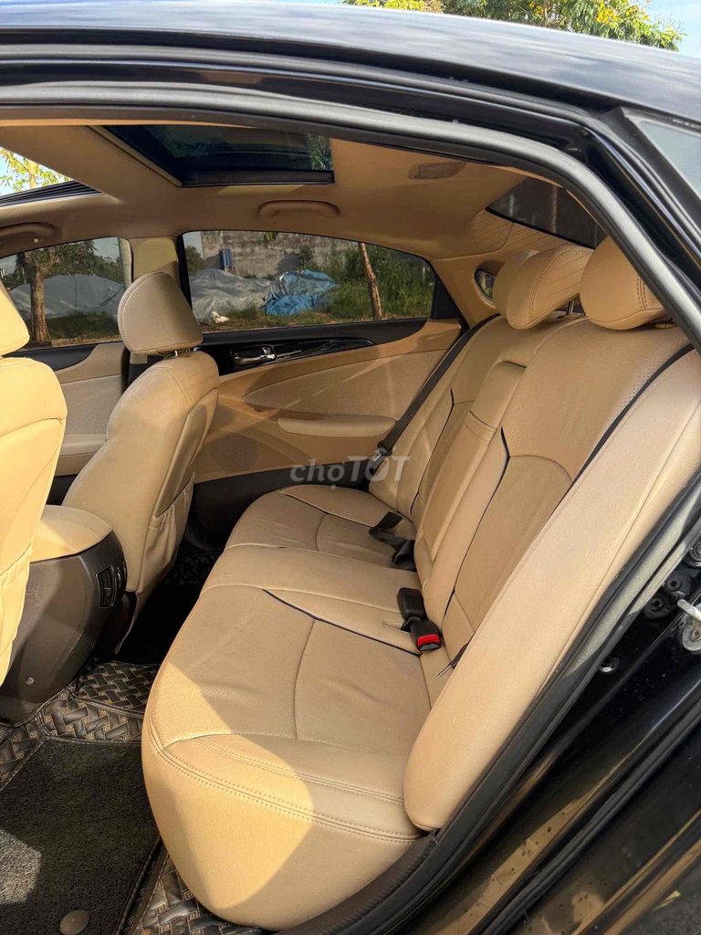 Hyundai Sonata 2011 2.0 AT - 158000 km. Mua bán Ô tô tại Huyện Trảng Bom Đồng Nai được đăng bởi nguyên thành trung hình 13