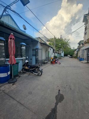 nhà Sổ Hồng Riêng Gần Chợ Bình Chuẩn  - đường 7 mét  thổ cư full 2.75t