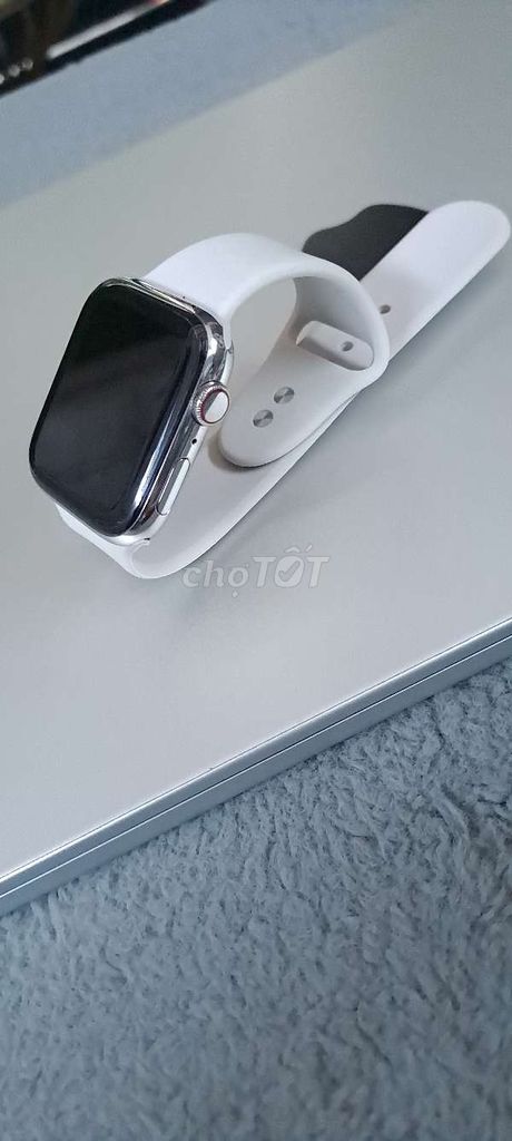 Apple Watch Series 5 Thép Trắng. Mua bán Thiết bị đeo thông minh tại Quận 10 Tp Hồ Chí Minh được đăng bởi Hiếu Apple Watch hình 1
