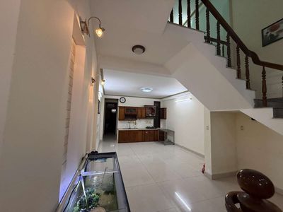 Rent · 4 bd · 120 м² · Quận Hải Châu, ул. Đường Hàn Thuyên