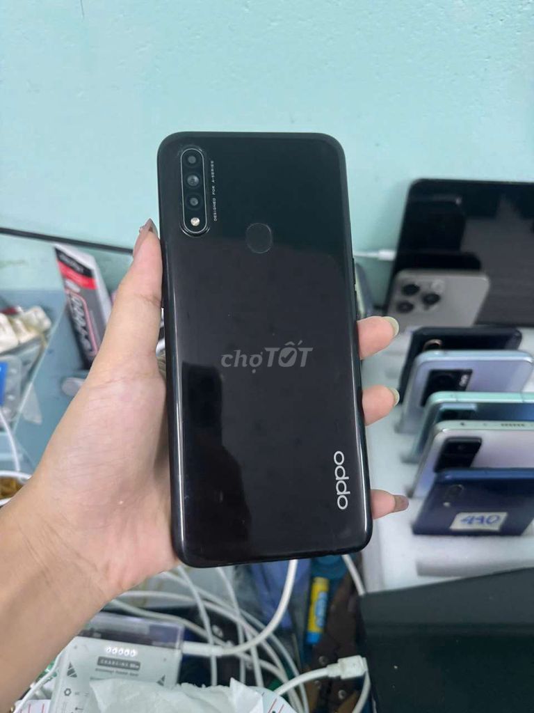 Oppo A31, r6 128GB, pin ok, mẻ tí kính. Mua bán Điện thoại tại Thành phố Thủ Dầu Một Bình Dương được đăng bởi Phước Mobile hình 1