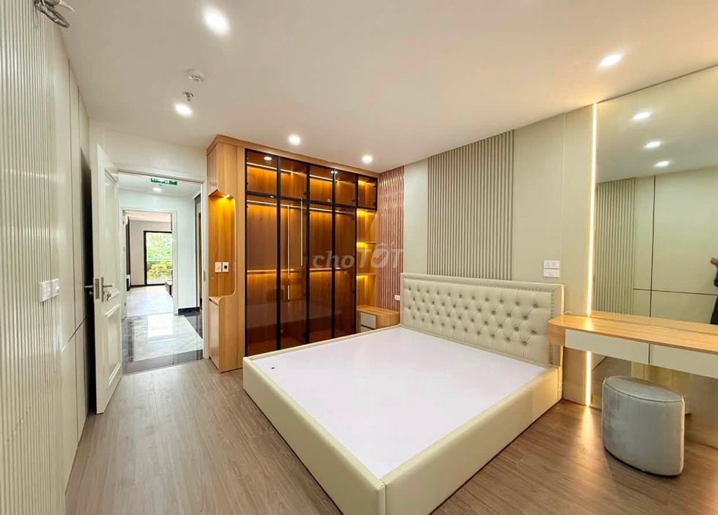 Дом Линь Нам, 7 этажей, 65 м², более 21 миллиарда