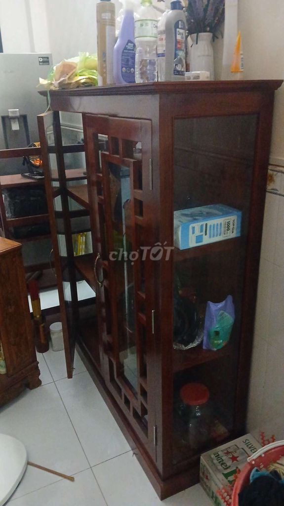 Tủ chén Gỗ Nâu. Mua bán Tủ, kệ gia đình tại Quận 7 Tp Hồ Chí Minh được đăng bởi thanh phan van hình 1