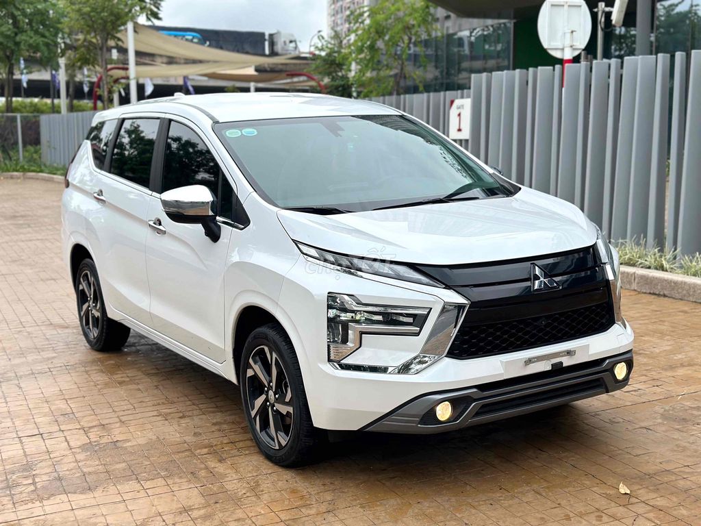 Xe 7 Chỗ Xpander 1.5 sx 2013 AT Premium. Mua bán Ô tô tại Quận Hoàng Mai Hà Nội được đăng bởi Thang Pham hình 2