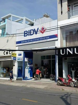 Vỡ Nợ ! Bán Gấp nhà MT Huỳnh Văn Bánh ngang 5x23m- 70tr/th - Giá 29 tỷ