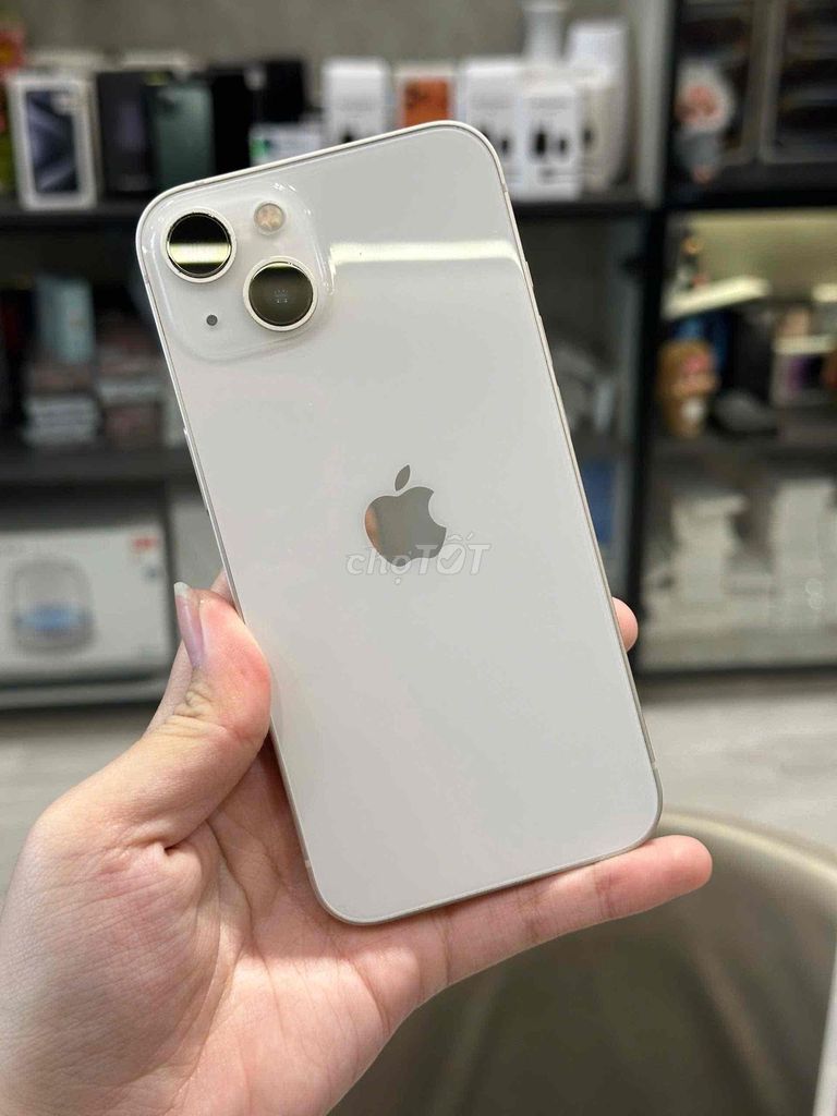Apple iPhone 13 128GB Trắng Like New 99% VN/A. Mua bán Điện thoại tại Quận 8 Tp Hồ Chí Minh được đăng bởi CA REM BÁN TÁO hình 1