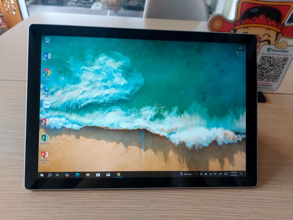 Surface Pro 5 , core i5 ram 8gb ssd 256gb đẹp