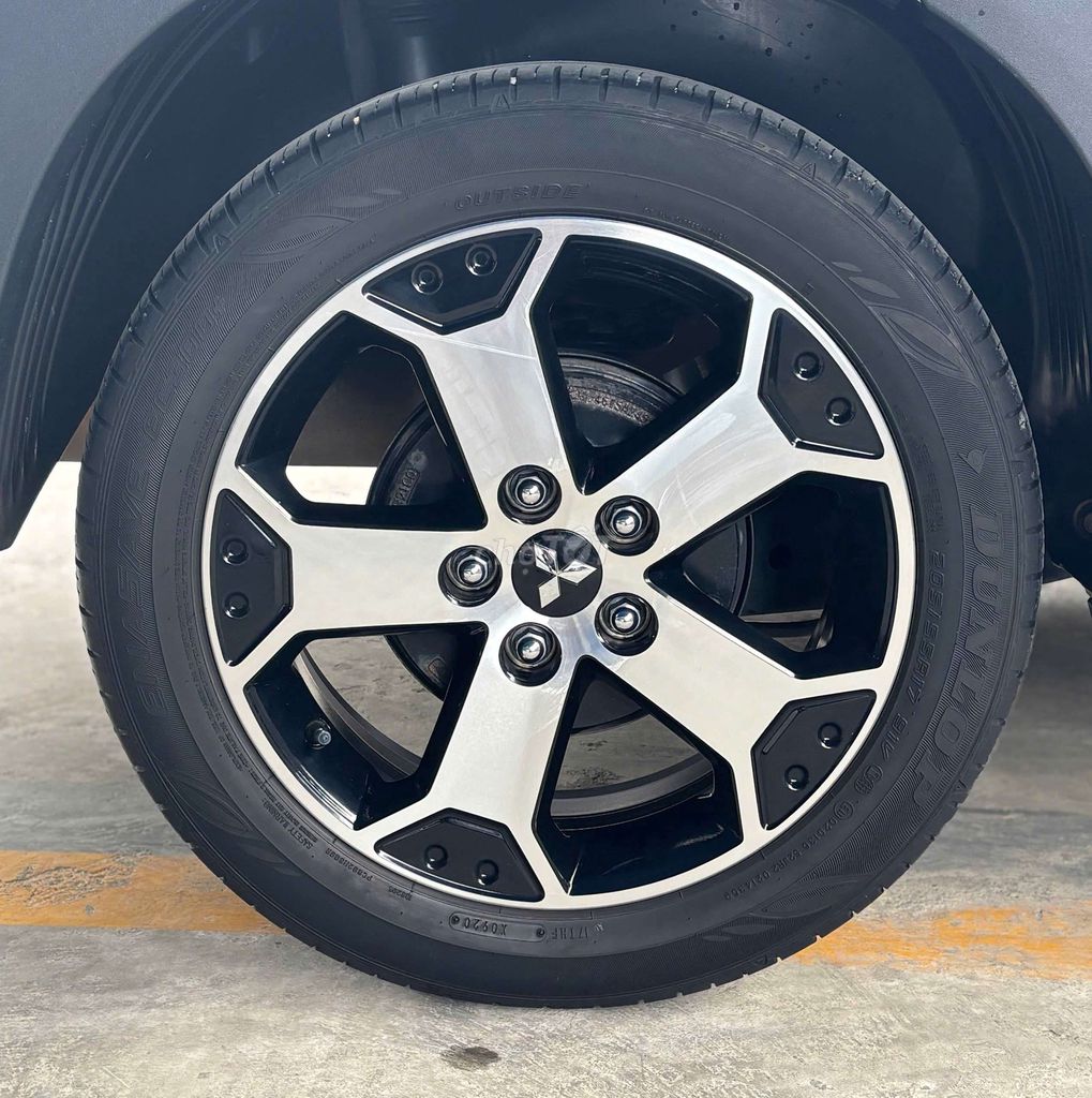 Mitsubishi Xpander Cross 2020 cọp  odo 3 vạn. Mua bán Ô tô tại Huyện Hóc Môn Tp Hồ Chí Minh được đăng bởi Đỗ Tùng hình 6