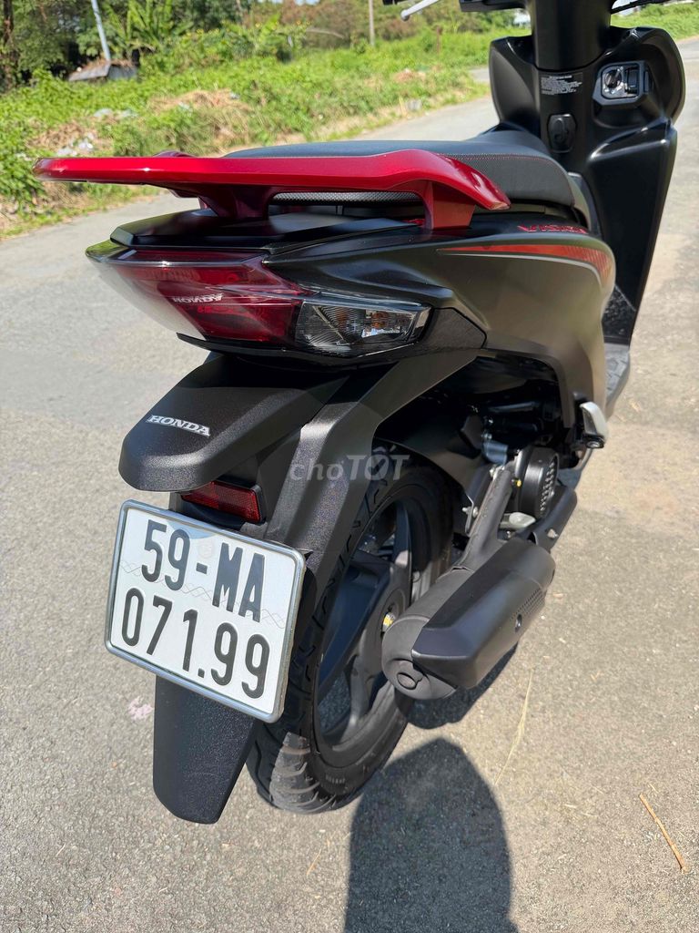 Honda Vision 2024 Bánh lớn lướt 5800km. Mua bán Xe máy tại Quận 8 Tp Hồ Chí Minh được đăng bởi Anh Quốc hình 4