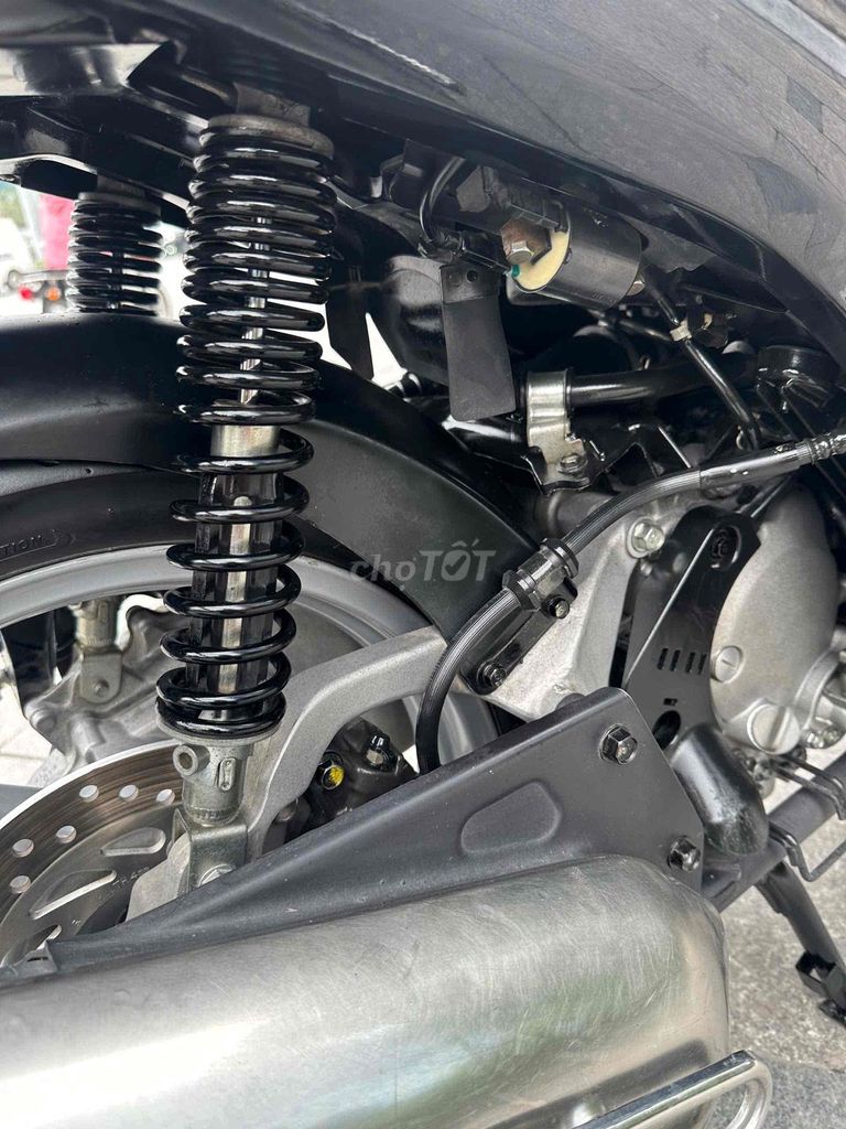 Sh ý 125i đm 102. dkld 2011. Mua bán Xe máy tại Quận Long Biên Hà Nội được đăng bởi Mr Tài Oto hình 6