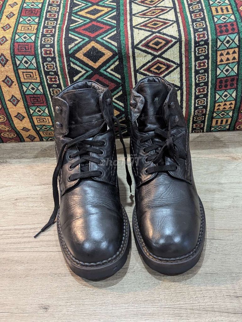 Boots da chống thấm nước MARC, used