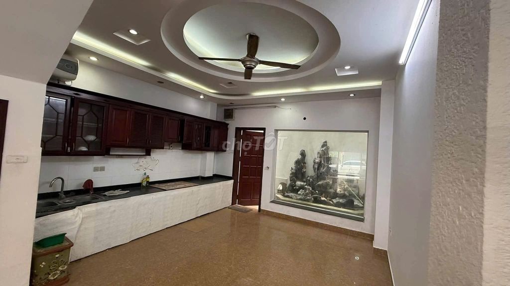 Cho thuê nhà LK KĐT Văn Phú DT 80m 4 tầng gần chợ Văn La giá 17 tr/th