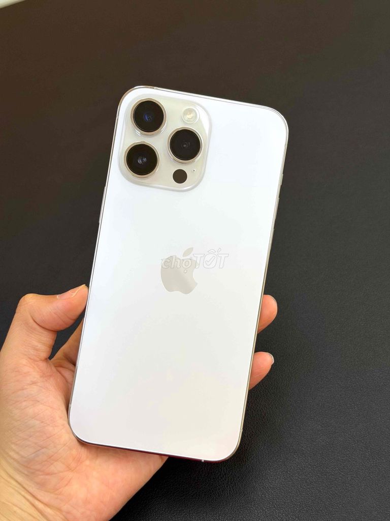 🍎𝐢𝐏𝐡𝐨𝐧𝐞 𝟏𝟒𝐏𝐫𝐨𝐌𝐚𝐱 𝐓𝐫𝐚̆́𝐧𝐠 𝟐𝟓𝟔𝐆𝐁 𝐍𝐠𝐮𝐲𝐞̂𝐧 𝐛𝐚̉𝐧 𝐏𝟖𝟔% 👇. Mua bán Điện thoại tại Quận Hải An Hải Phòng được đăng bởi Phạm Huyền Hoàng Dũng Mobile  hình 1