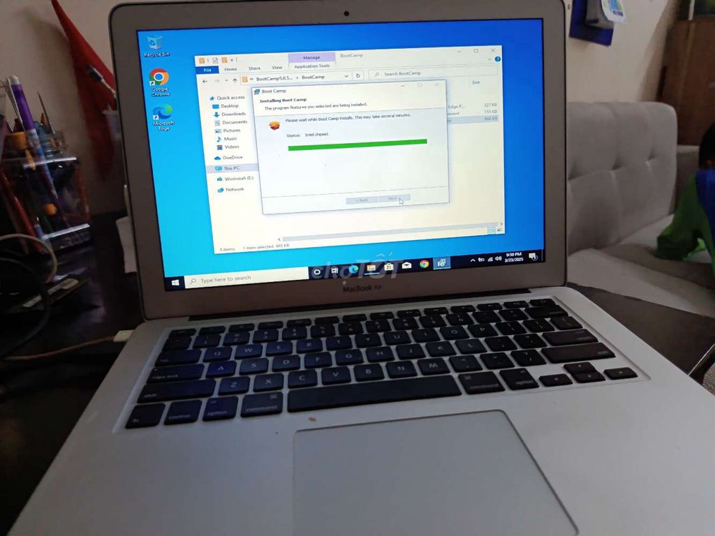 Macbook air 2011 13.3 inch windows 10