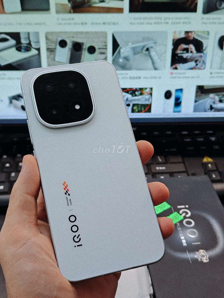 iQOO 15 12GB/256GB Bạc. Mua bán Điện thoại tại Quận Hà Đông Hà Nội được đăng bởi Tài hình 1