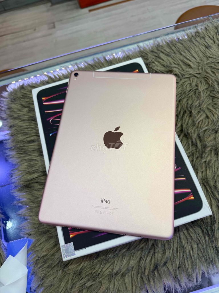 ipad pro 9.7 inch 32Gb 4G vàng hồng có xài sim. Mua bán Máy tính bảng tại Quận 3 Tp Hồ Chí Minh được đăng bởi Nam Á Mobile hình 1