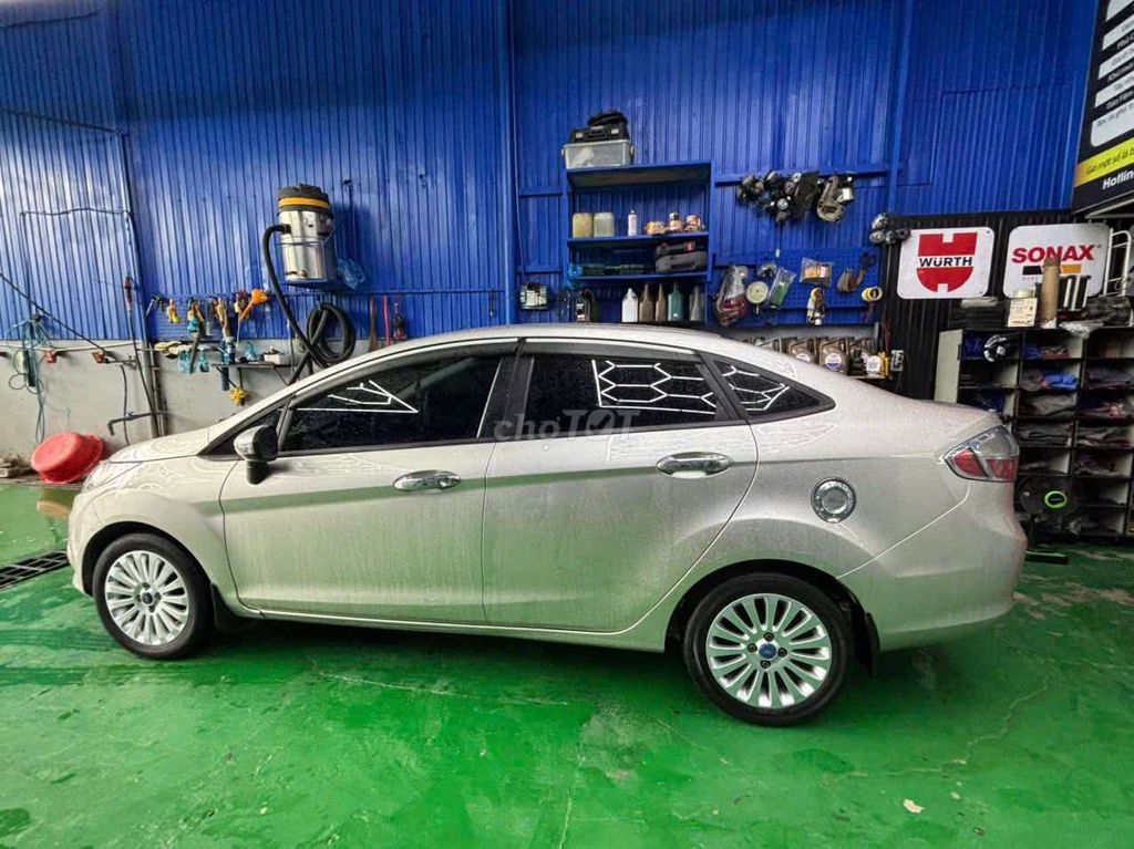 2011 1.6 AT Hatchback - 115000 km. Mua bán Ô tô tại Thành phố Quảng Ngãi Quảng Ngãi được đăng bởi sơn hình 4