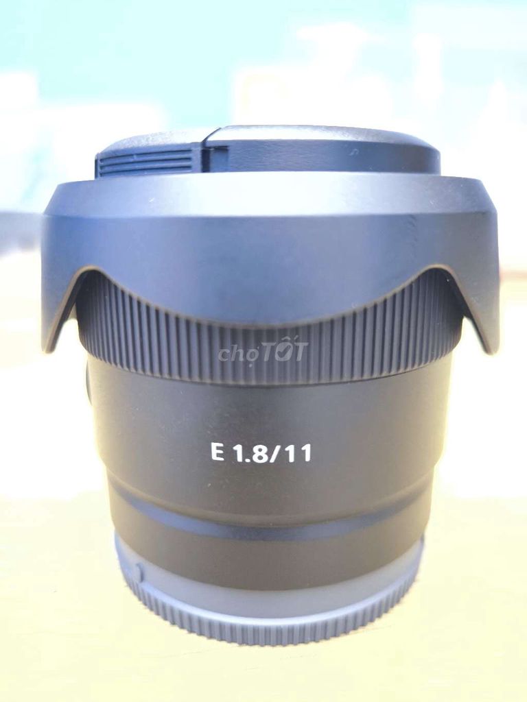 Ống kính Sony SEL11F18 F1.8 Đen. Mua bán Máy ảnh, Máy quay tại Quận Thanh Xuân Hà Nội được đăng bởi Bùi Ngọc Sơn hình 1