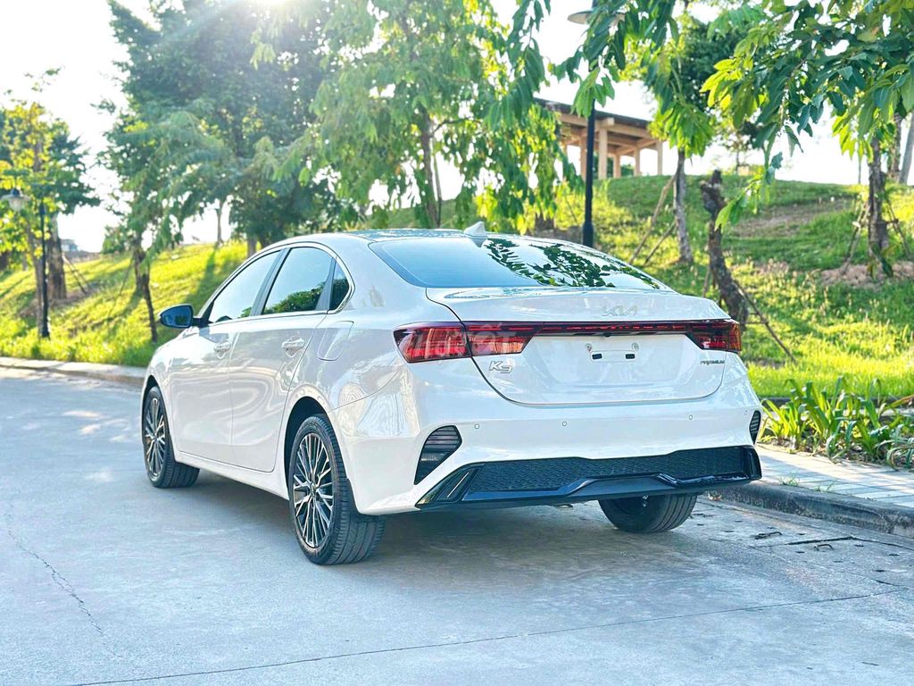 Kia K3 1.6 Premium 2023 Trắng SIÊU ĐẸP