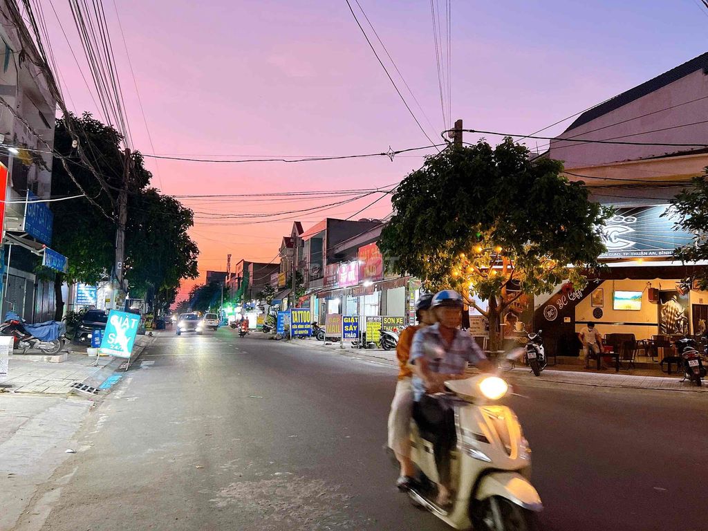 CẶP GÓC VSIP1 THU NHẬP 40tr/tháng TP Thuận An Bình Dương. Mua bán nhà ở tại Thành phố Thuận An Bình Dương được đăng bởi Anh Tuấn hình 2