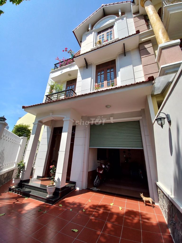 Villa căn góc thoáng, nhà đẹp, rộng rãi phường An Khánh, quận 2