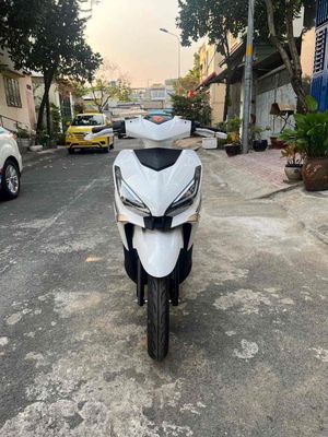 Xe máy điện Yadea Velax Trắng Mới 100%