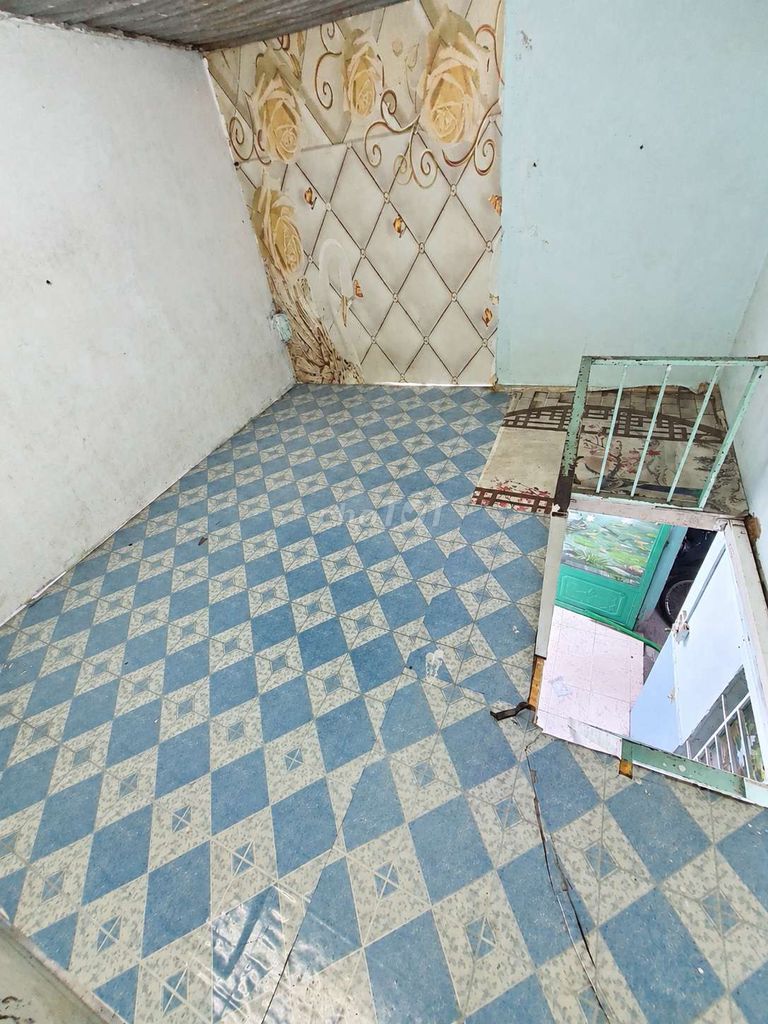 Тихая комната в аренду в районе Чыонг Тхо