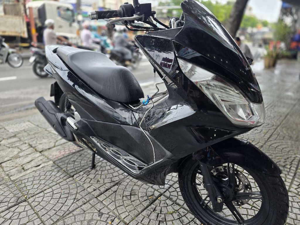 Honda PCX RIN ÊM .2014. Mua bán Xe máy tại Quận Liên Chiểu Đà Nẵng được đăng bởi TRẦN QUỐC THANH hình 3