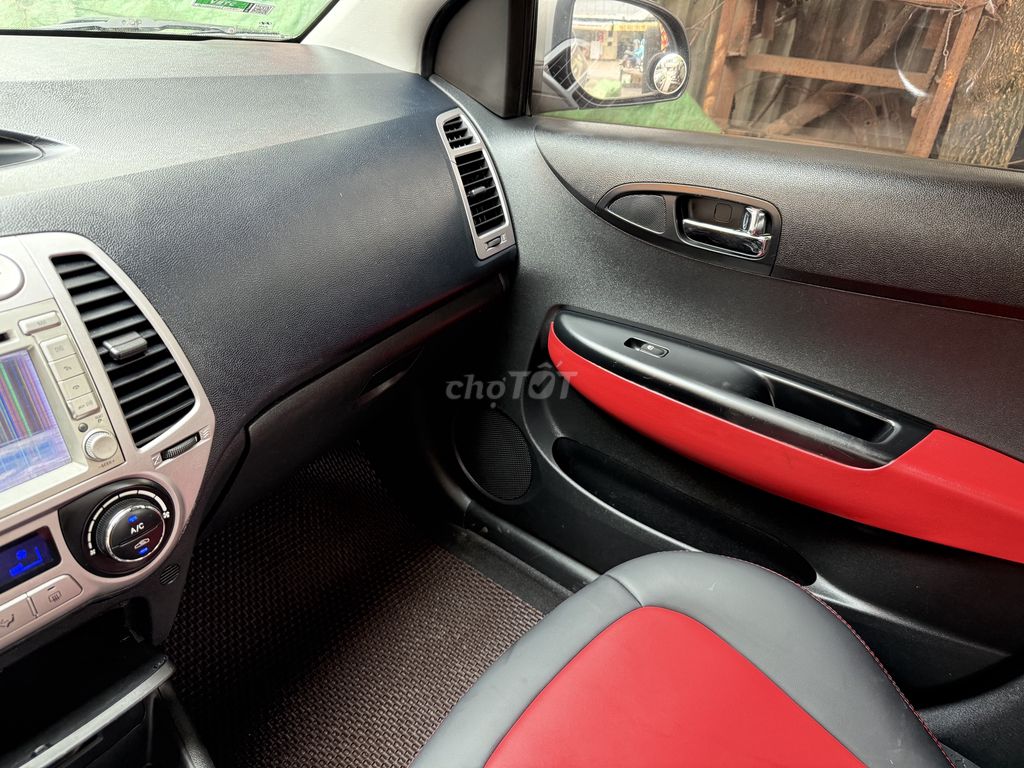 Chính chủ bán i20. Mua bán Ô tô tại Quận Tây Hồ Hà Nội được đăng bởi Nam hình 6