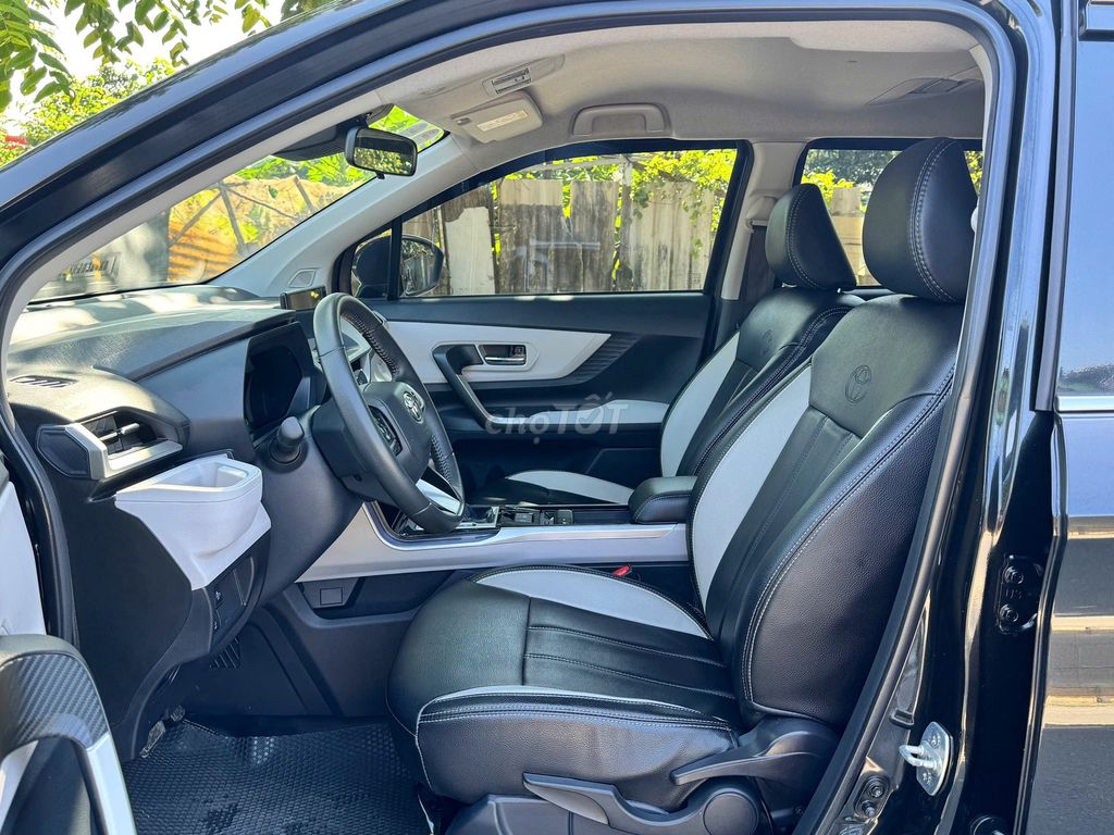 Toyota Veloz Cross CVT Top 2022. Mua bán Ô tô tại Quận Long Biên Hà Nội được đăng bởi Long Biên Cars hình 9