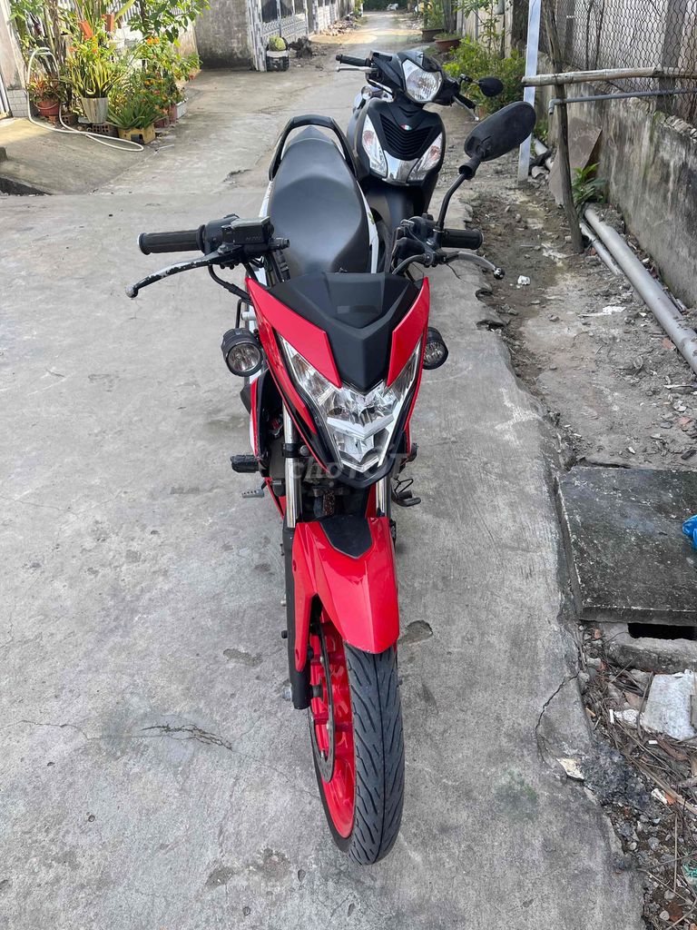 Honda Sonic 2019 Đỏ trắng đen. Mua bán Xe máy tại Quận Cái Răng Cần Thơ được đăng bởi Cầm Đồ Minh Tấn hình 3