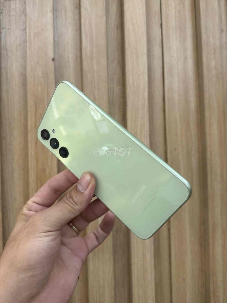 Samsung A24 4GB/128GB Xanh lá. Mua bán Điện thoại tại Quận Đống Đa Hà Nội được đăng bởi Hanoi moibile đức hình 1