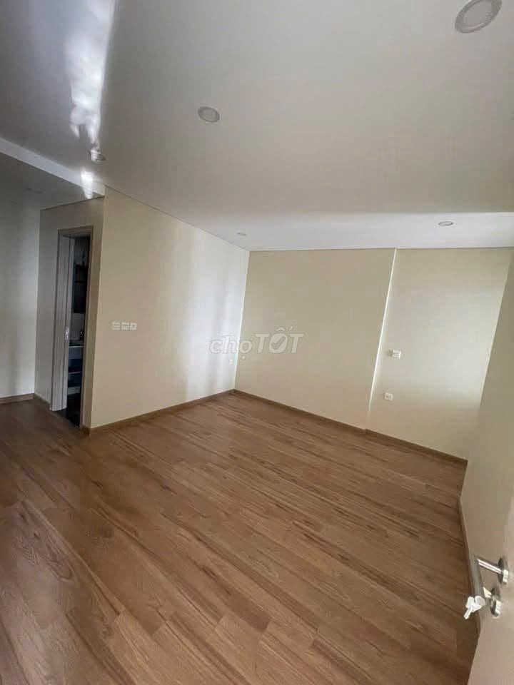 Продается 2-комнатная квартира Feliz Homes в Хоанг Мае с видом на озеро