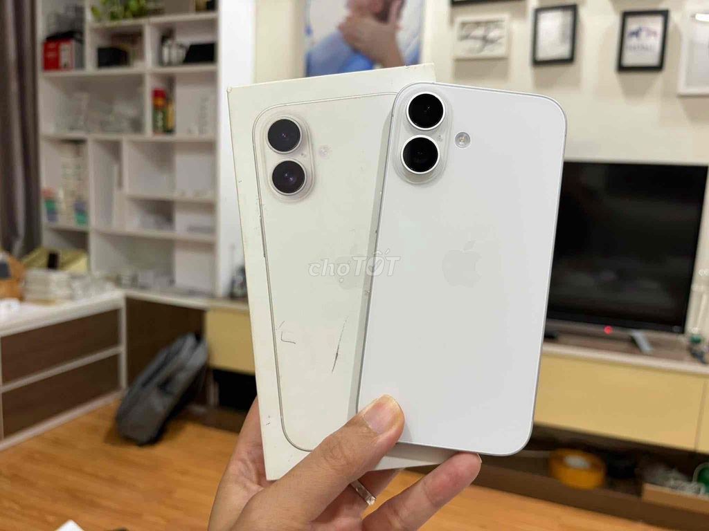 iPhone 16 128GB Trắng FULLBOX APPLE 2026. Mua bán Điện thoại tại Quận Thanh Xuân Hà Nội được đăng bởi Nguyễn Huy Dũng hình 1