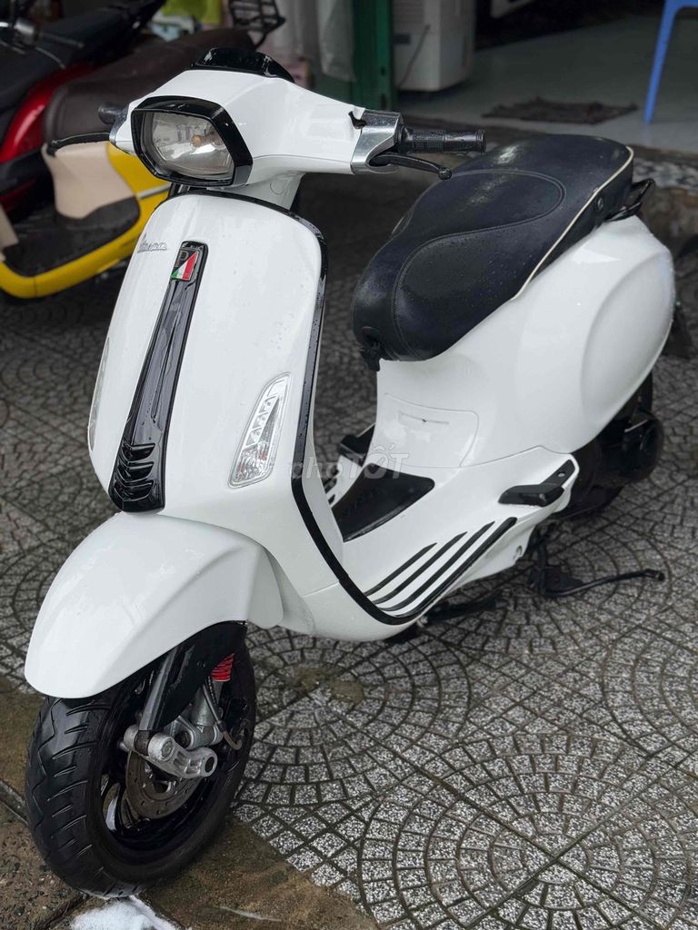 VESPA SPINT 2015 NỢ XẤU TRẢ TRƯỚC 10 ĐỒNG LẤY XE. Mua bán Xe máy tại Quận Liên Chiểu Đà Nẵng được đăng bởi Anh po hình 4