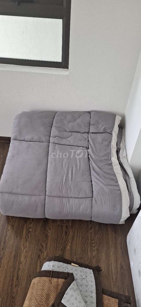Topper nệm Xám 1.8mx2m hoặc 1.6mx2m. Mua bán Giường, chăn ga gối nệm tại Quận Long Biên Hà Nội được đăng bởi Nguyen Thi Hoai Thu hình 1