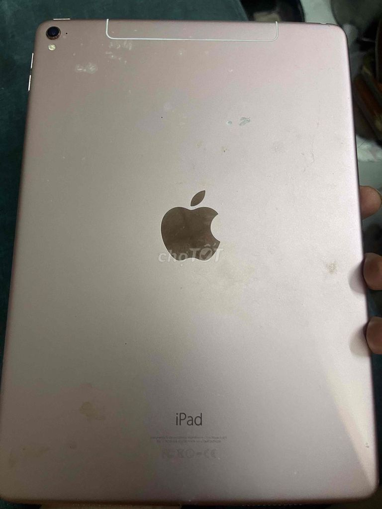 Apple iPad Pro 9.7 Vàng hồng hư màn hình. Mua bán Máy tính bảng tại Quận 8 Tp Hồ Chí Minh được đăng bởi ngothanhdieungo hình 1