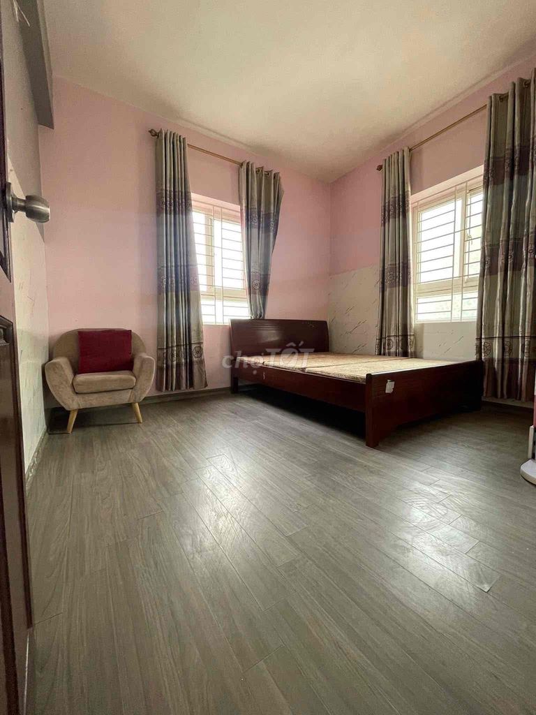 Квартира 3 спальни, 2 ванные, CT3A Me Tri Thuong, Ханой, с мебелью