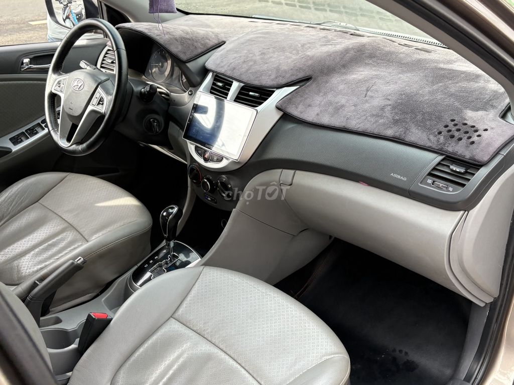 Hyundai Accent 2012 1.4 AT - 118000 km. Mua bán Ô tô tại Huyện Đức Trọng Lâm Đồng được đăng bởi Nguyễn Hữu Dự hình 6