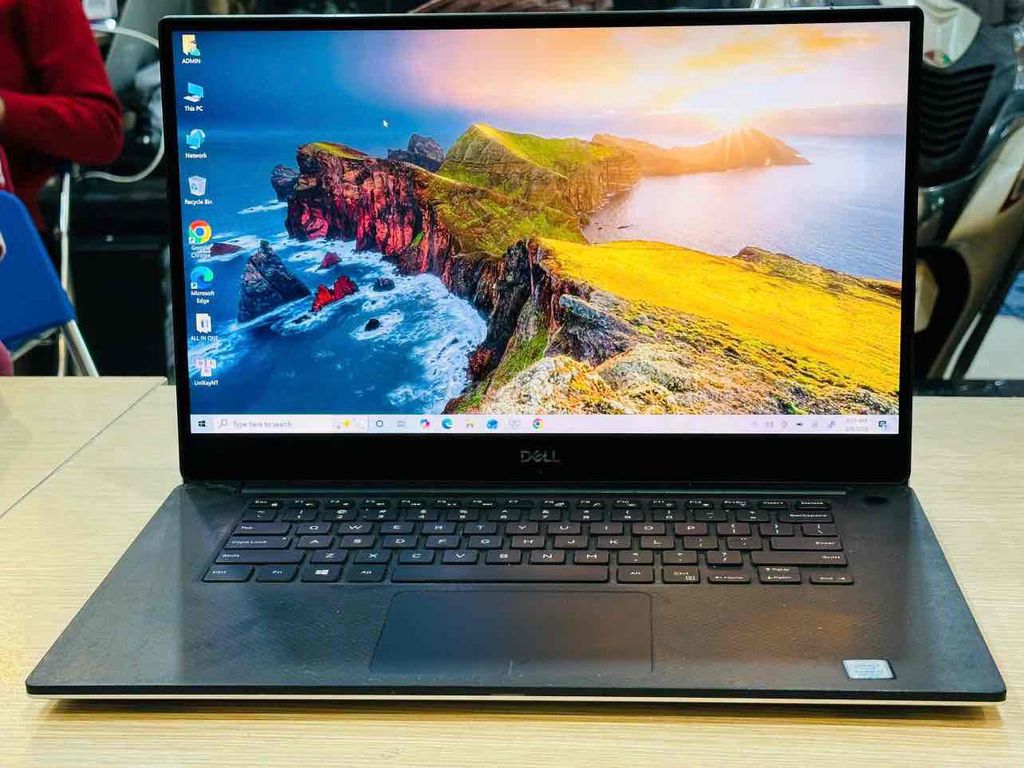 Dell XPS 15 i7 15.6 inch 16GB/512GB. Mua bán Laptop tại Quận Đống Đa Hà Nội được đăng bởi Bảo Táo Store hình 1