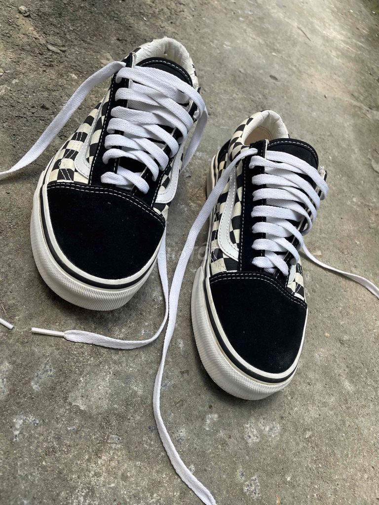 Giày thể thao Vans Vải, cao su size 40. Mua bán Giày dép tại Huyện Cờ Đỏ Cần Thơ được đăng bởi Thành Baka hình 1