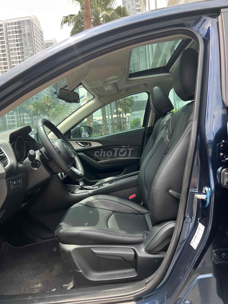 Mazda 3 2018 1.5 AT 6 vạn zin xuất sắc 100%. Mua bán Ô tô tại Quận Hai Bà Trưng Hà Nội được đăng bởi Hải Trần hình 9