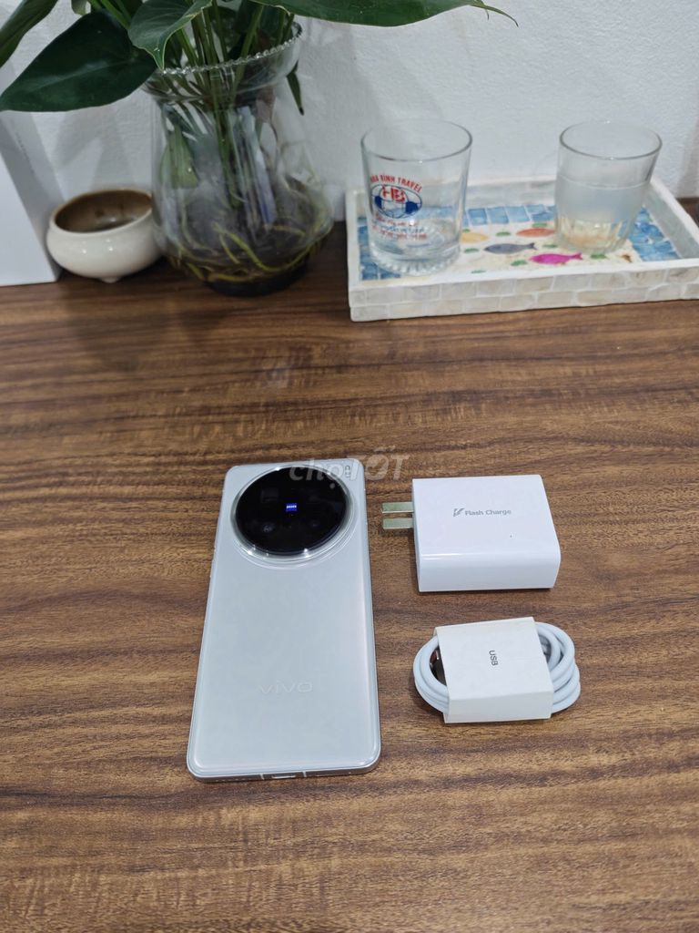Vivo X200 Pro 5G 16/512 Titan sạc 80w có ship COD. Mua bán Điện thoại tại Quận Hoàng Mai Hà Nội được đăng bởi Trần Ngọc Hiếu hình 1