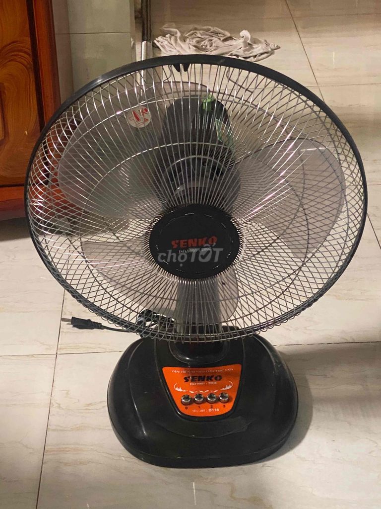 Quạt điện Senko 0118 Đen. Mua bán Quạt tại Quận Tân Bình Tp Hồ Chí Minh được đăng bởi Cô Mười hình 1