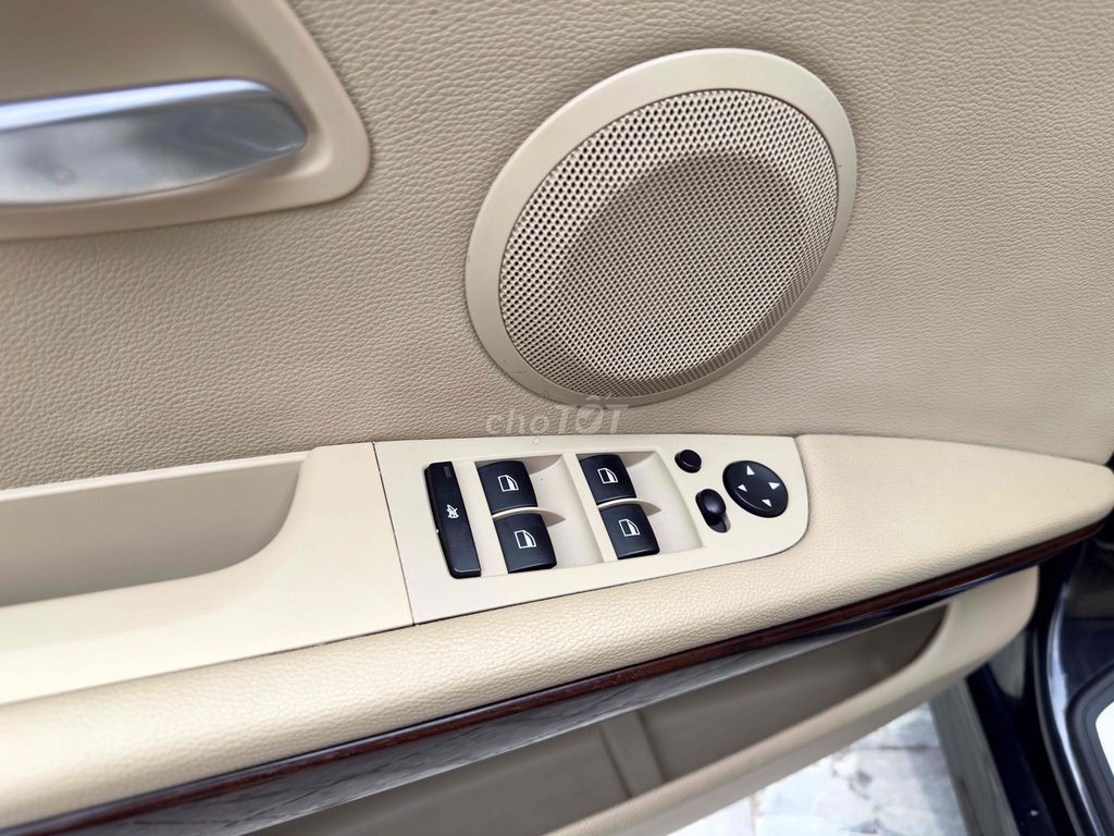 BMW 3 Series 325i 2010. Mua bán Ô tô tại Quận Long Biên Hà Nội được đăng bởi Tạ Dũng hình 20