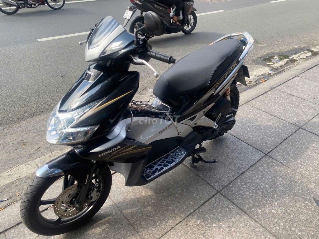 Honda Air Blade FI 2010 Đen Bạc