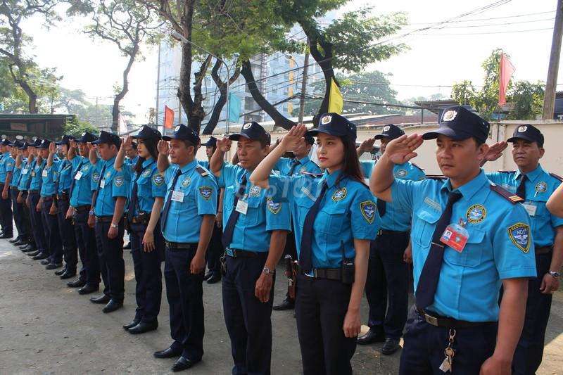 Tuyển Bảo Vệ Nam Nữ